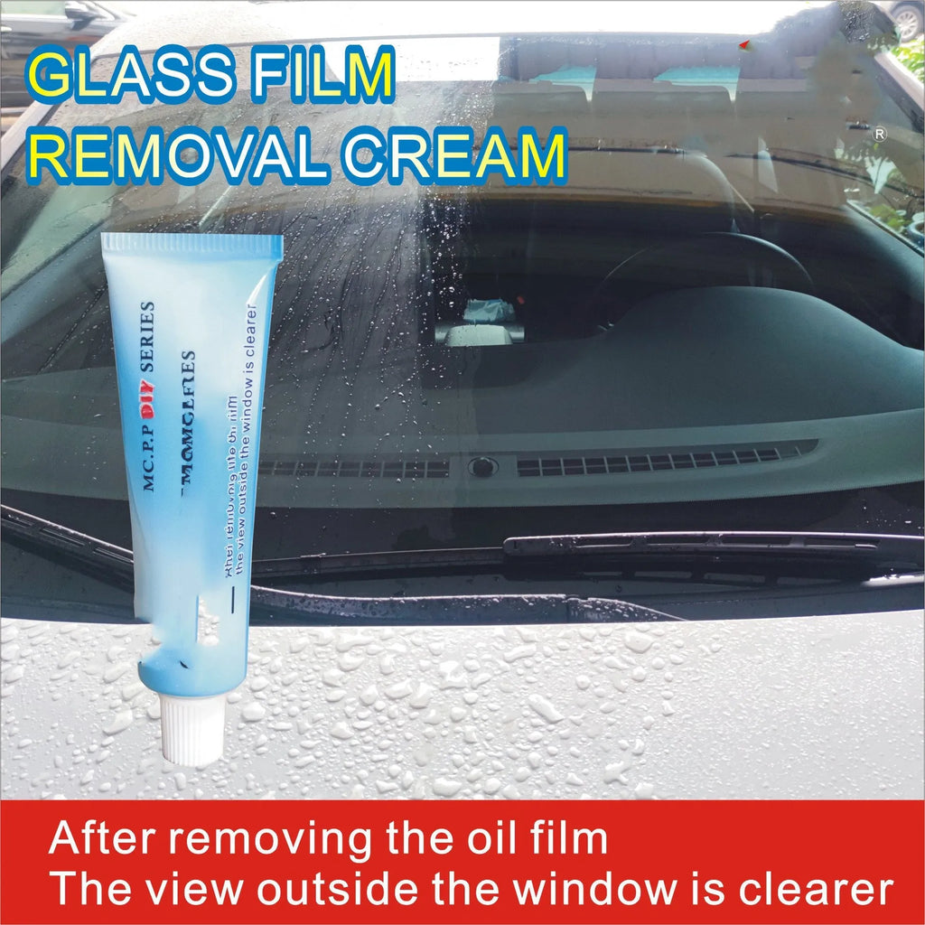 15ml white liquid car windscreen anti-fog spray sachet in English packaging