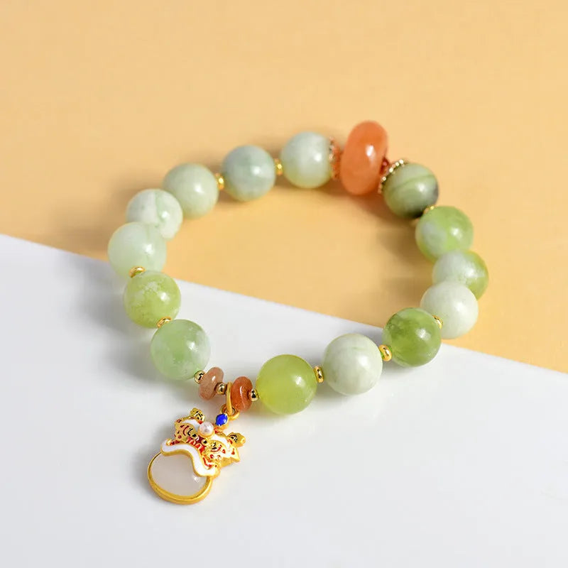 Green milk-in-water jade Xingshi pendant bracelet with 10mm geometric retro design