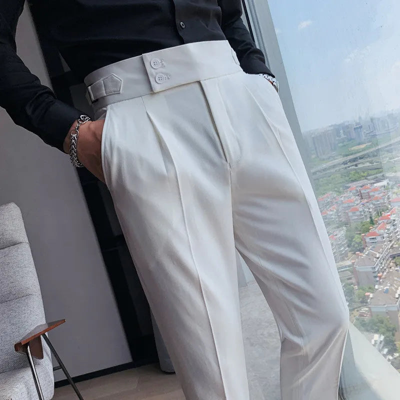 Men's straight-leg casual trousers in a solid colour on a neutral background.