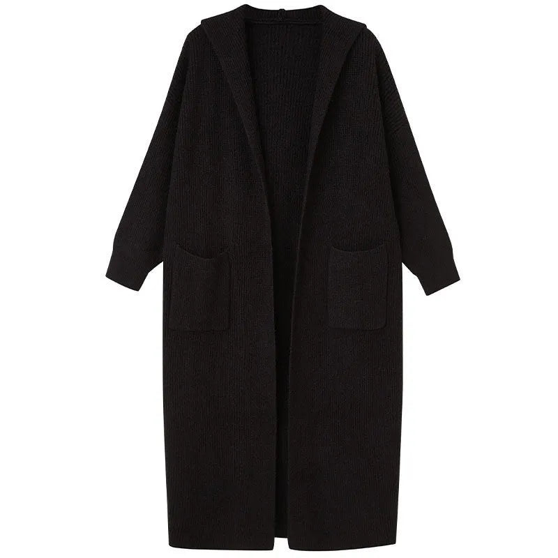 Long gray knitted hooded cardigan trench coat on a model, showing loose fit and 80 cm length.