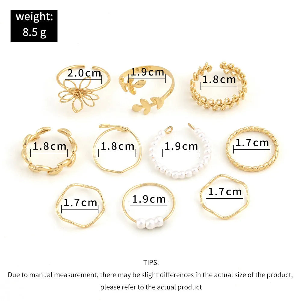 Gold-coloured openwork flower ring set for women with electroplated finish and floral design