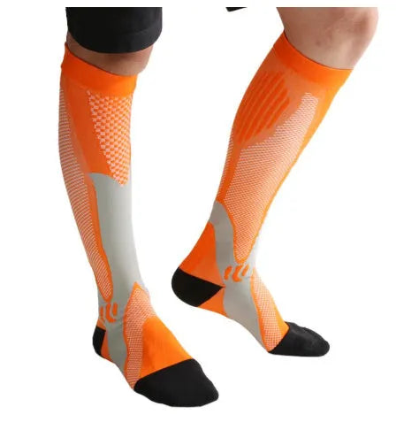 Graduated compression socks in athletic fit for running and travel