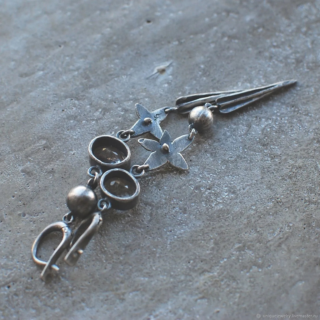 Hesheng geometric antique silver plated rhinestone pendant earrings with long drop design