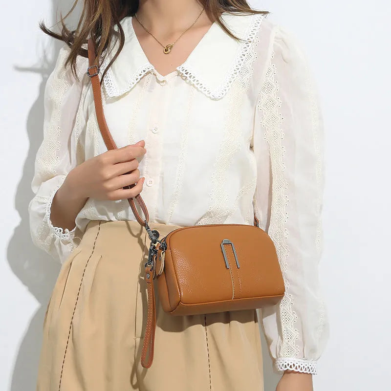 Genuine leather women's shoulder bag with horizontal square design in dark khaki colour