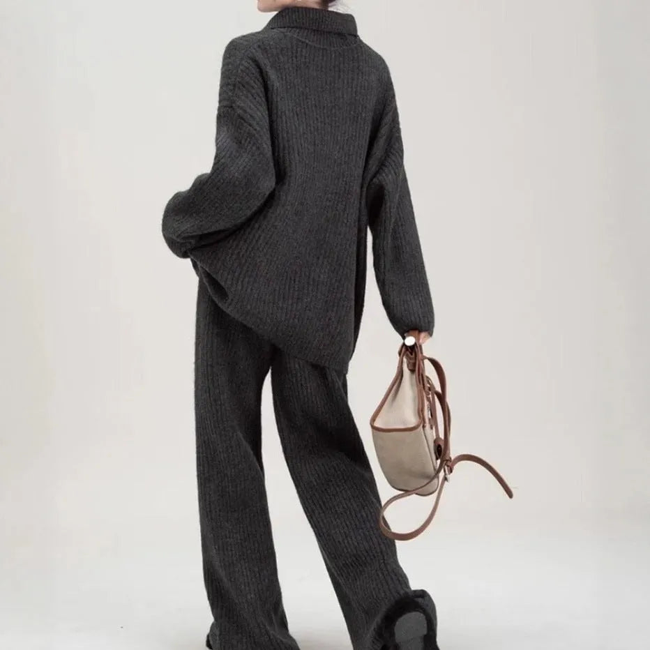 Acrylic fibre knit two-piece set with long sleeves in beige, dark coffee, dark grey or grey