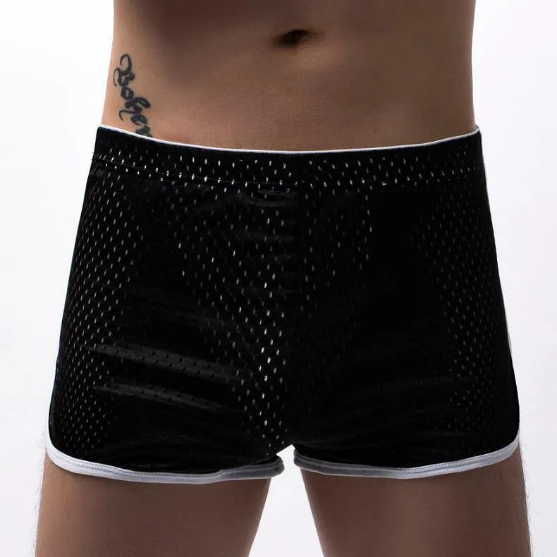 Men's three-point cotton boxer shorts in multiple colours with mid-waist design