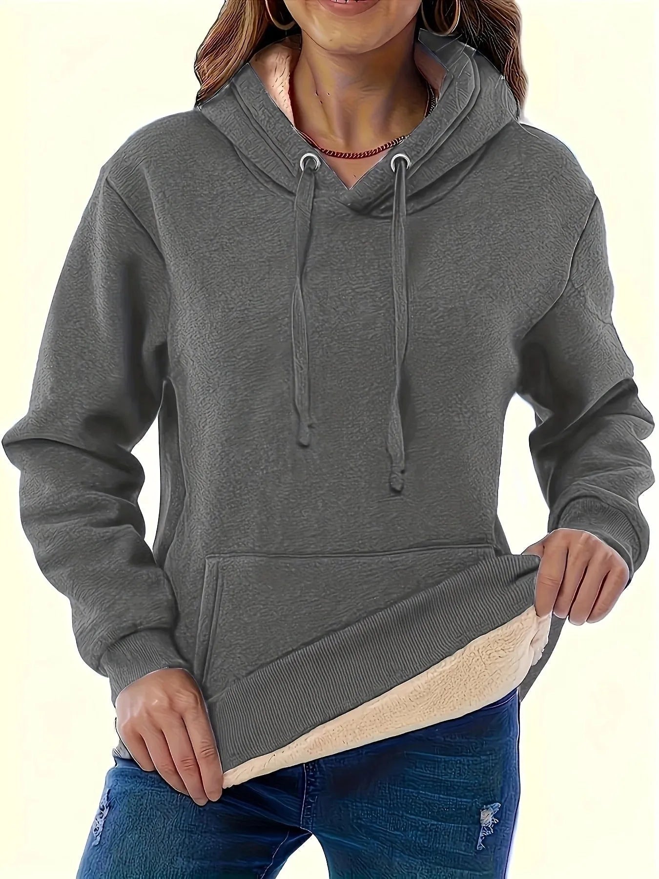 Women's thick grey hooded pullover sweater with 3D pattern and front pockets