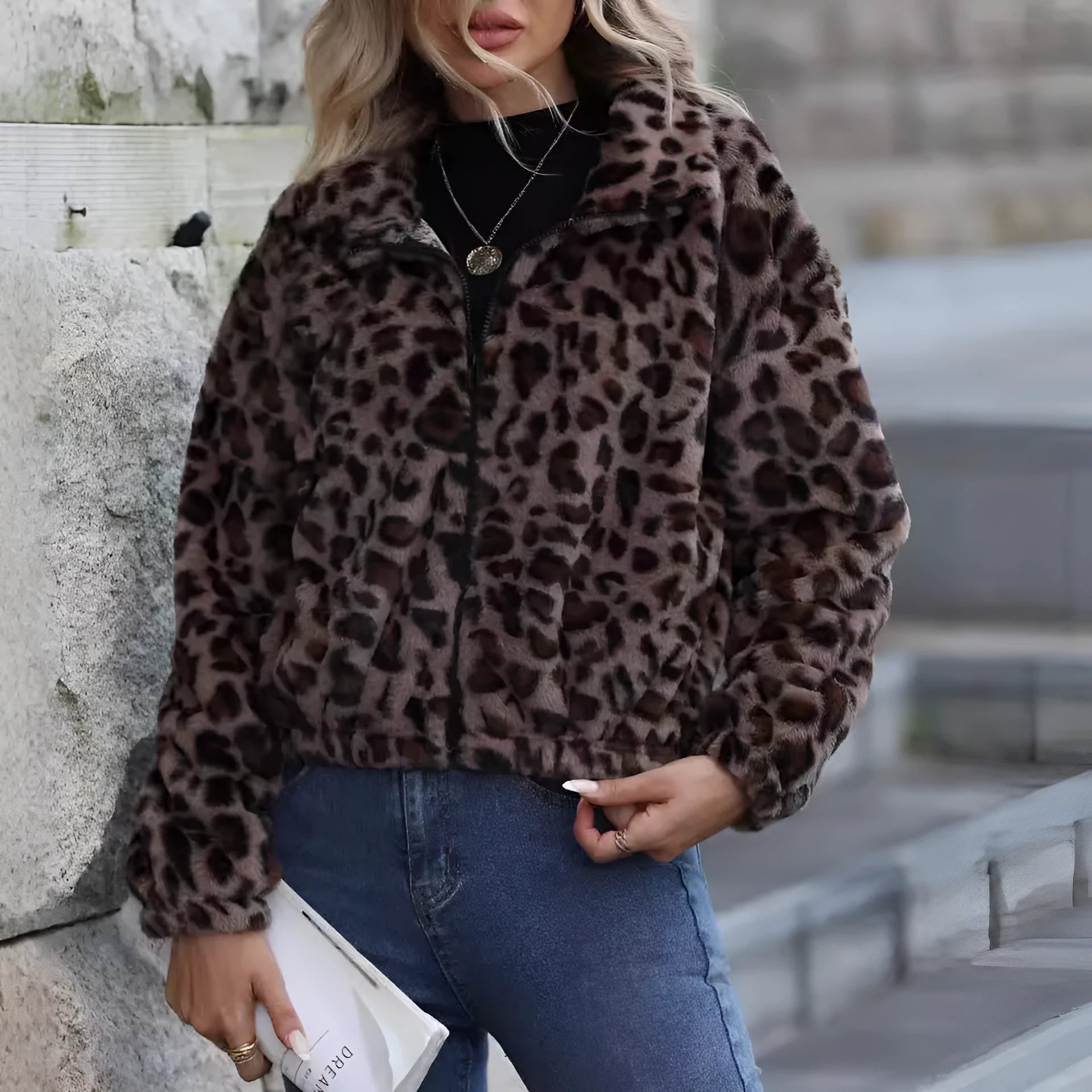 Women's loose leopard print plush coat with front zipper and raglan sleeves