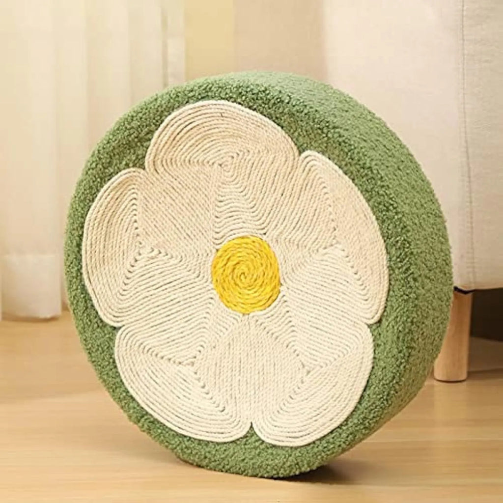 Green round sisal cat scratching bowl bed measuring 39cm diameter