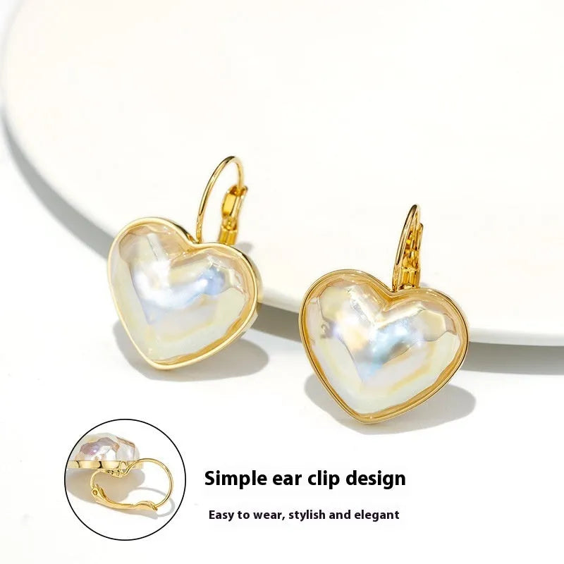 Gold alloy women's ear clip with summer love niche design and natural style