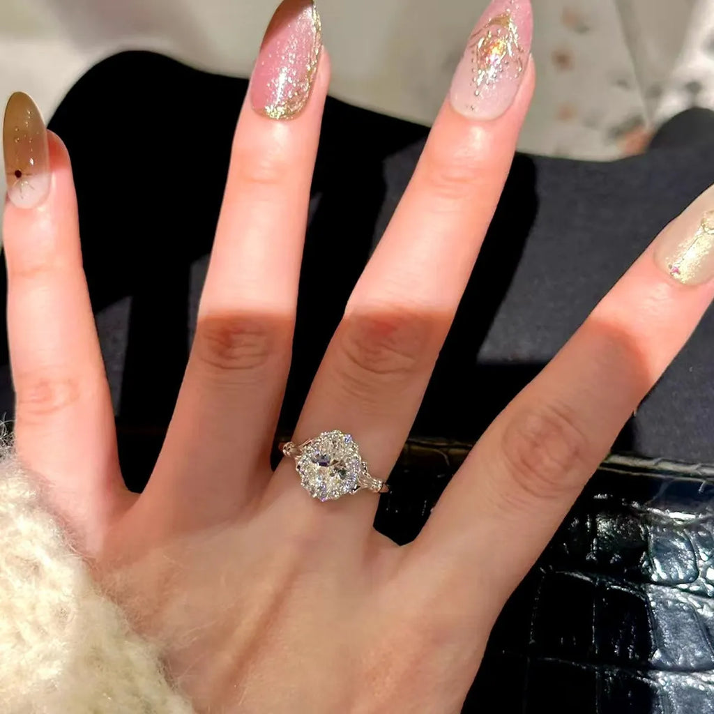 Silver geometric ring with diamond-shaped bridal bouquet pattern and adjustable opening