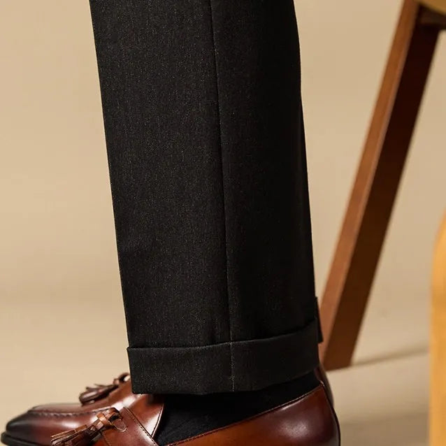 Men's genuine leather tassel loafers in British style with rubber sole