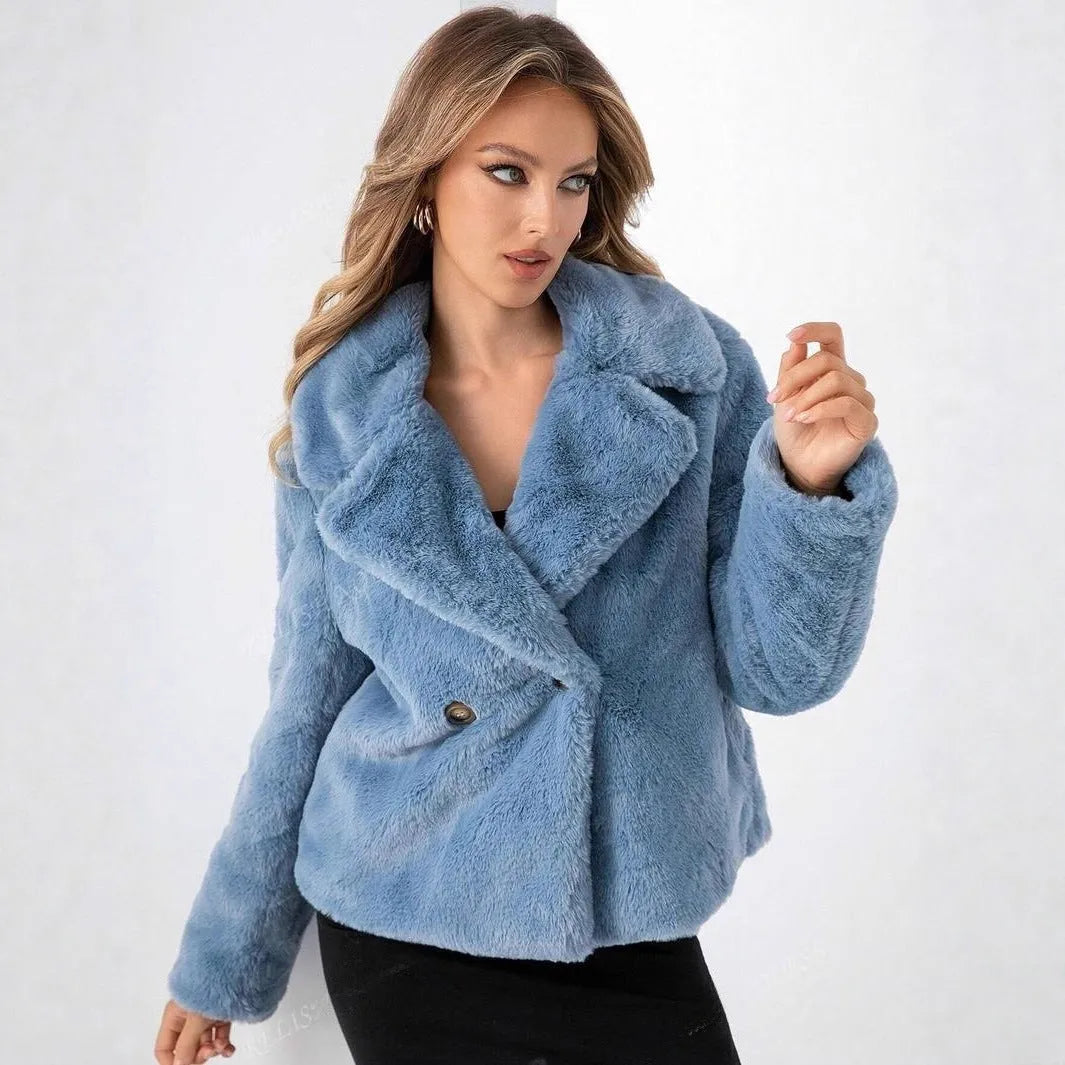 Women's short faux fur coat in loose fit with regular sleeves shown in available colours