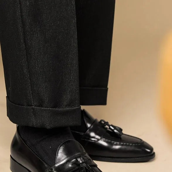 Men's genuine leather tassel loafers in British style with rubber sole