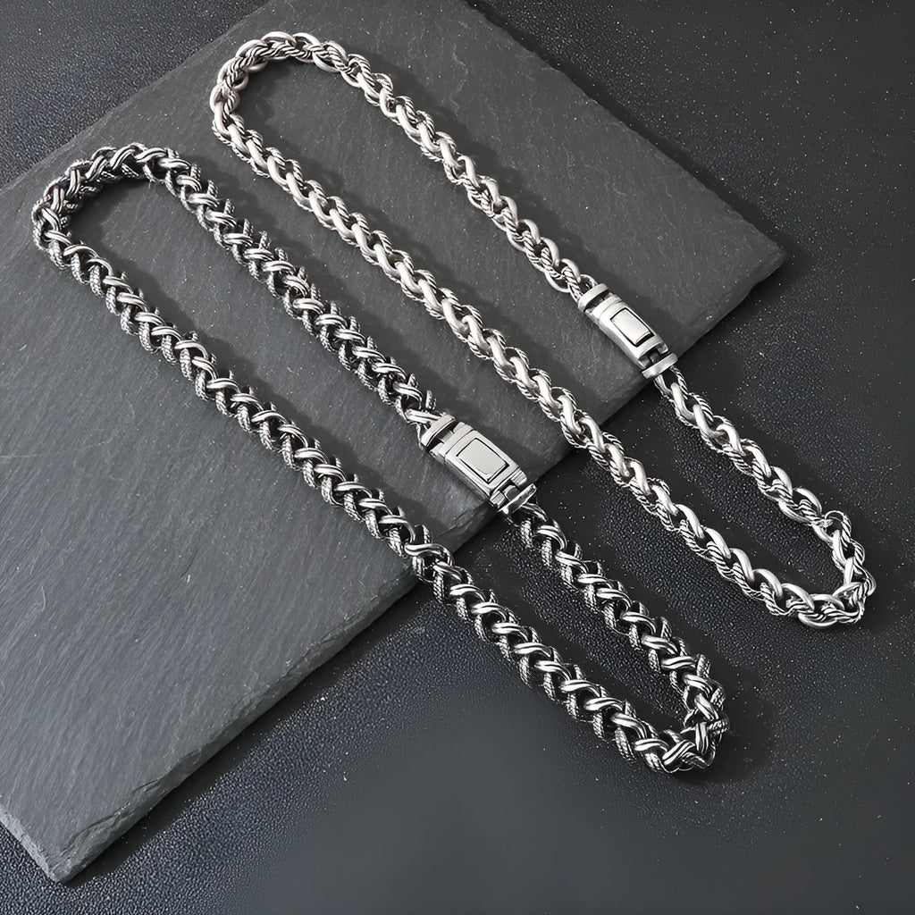 Men's geometric titanium steel necklace with hemp flower chain in antique silver colour