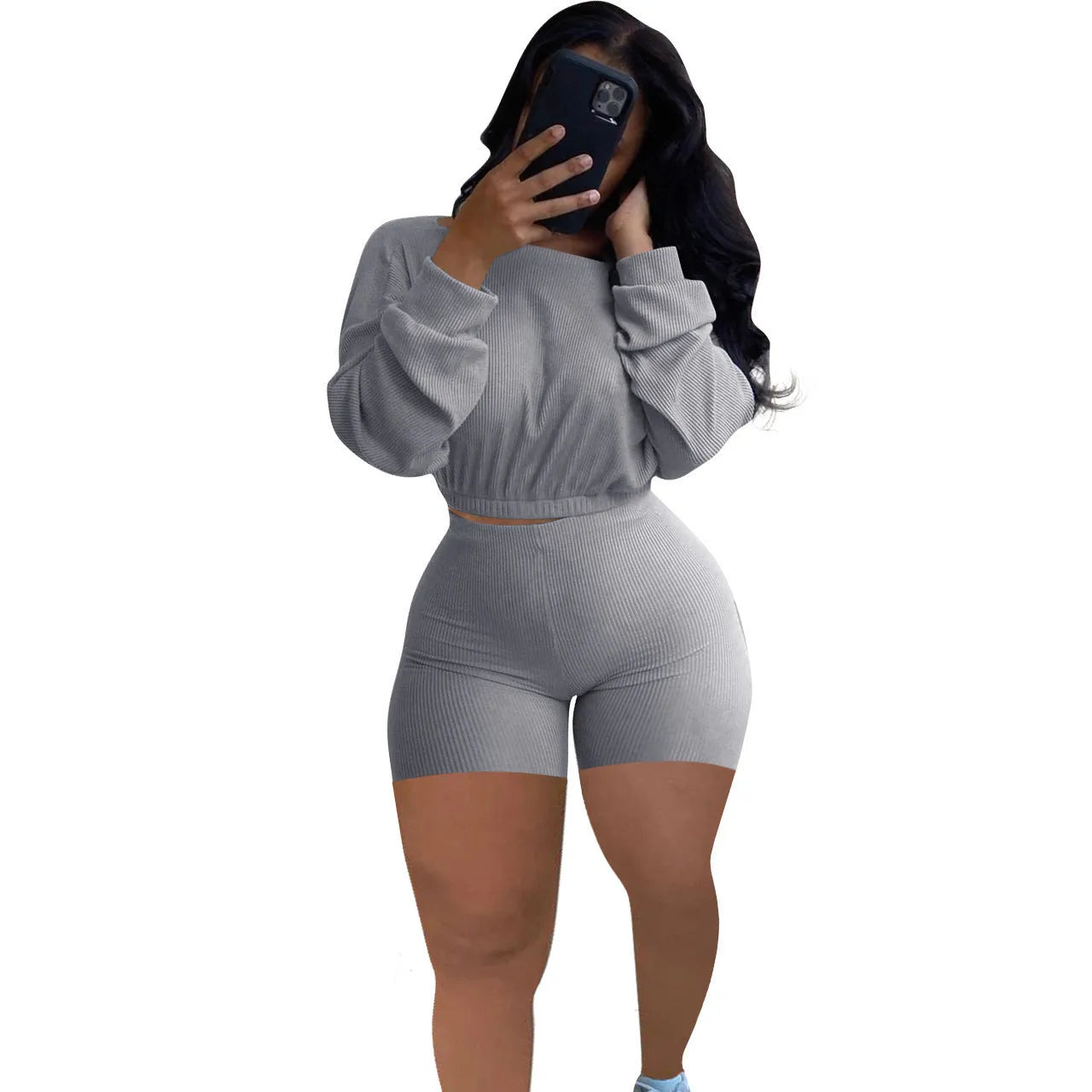 Women's sunken stripe solid colour off-the-shoulder two-piece set with long sleeves and shorts.
