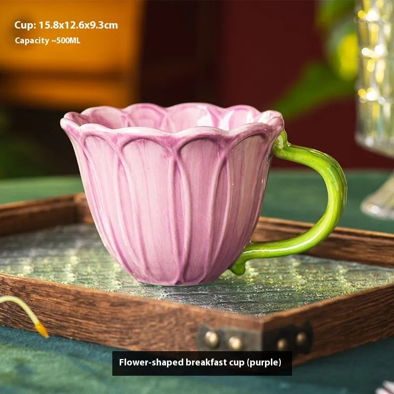 Ceramic breakfast cup with floral pattern, 500ml capacity, purple and red colour options