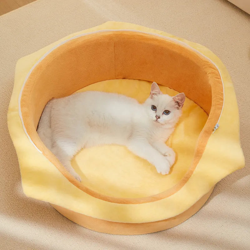 Medium-sized grey insulated cat kennel with a soft fleece cushion inside, shown both assembled and disassembled for storage.