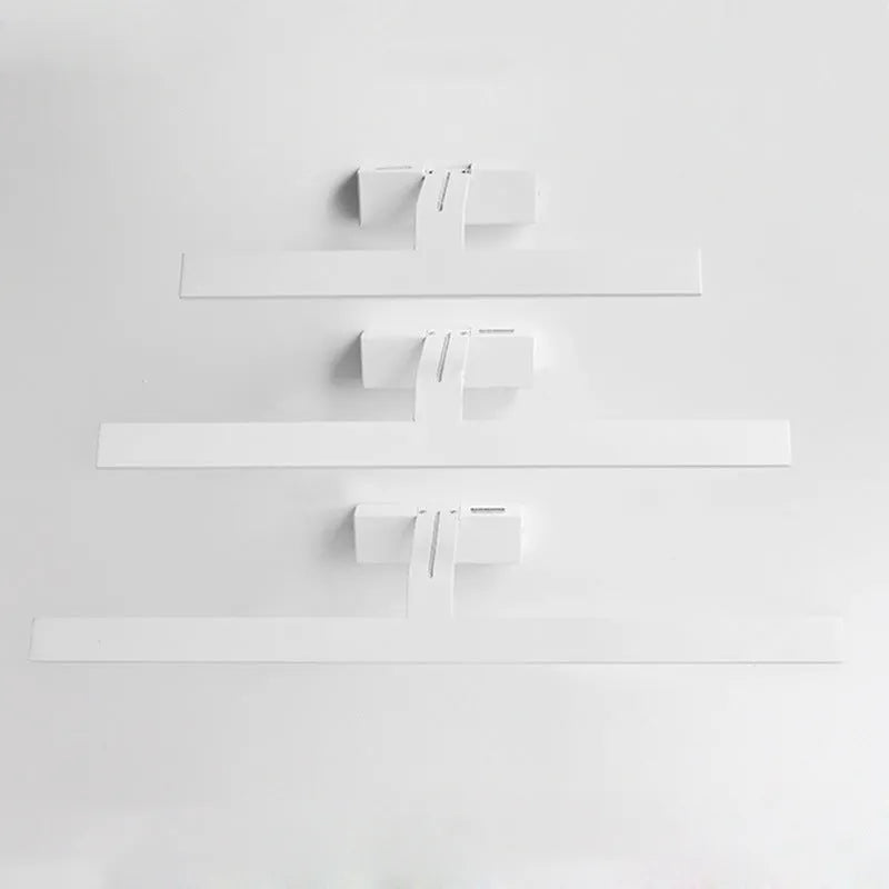 White LED mirror headlight with three-colour lighting options for bathroom and makeup illumination