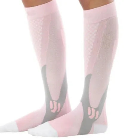 Graduated compression socks in athletic fit for running and travel