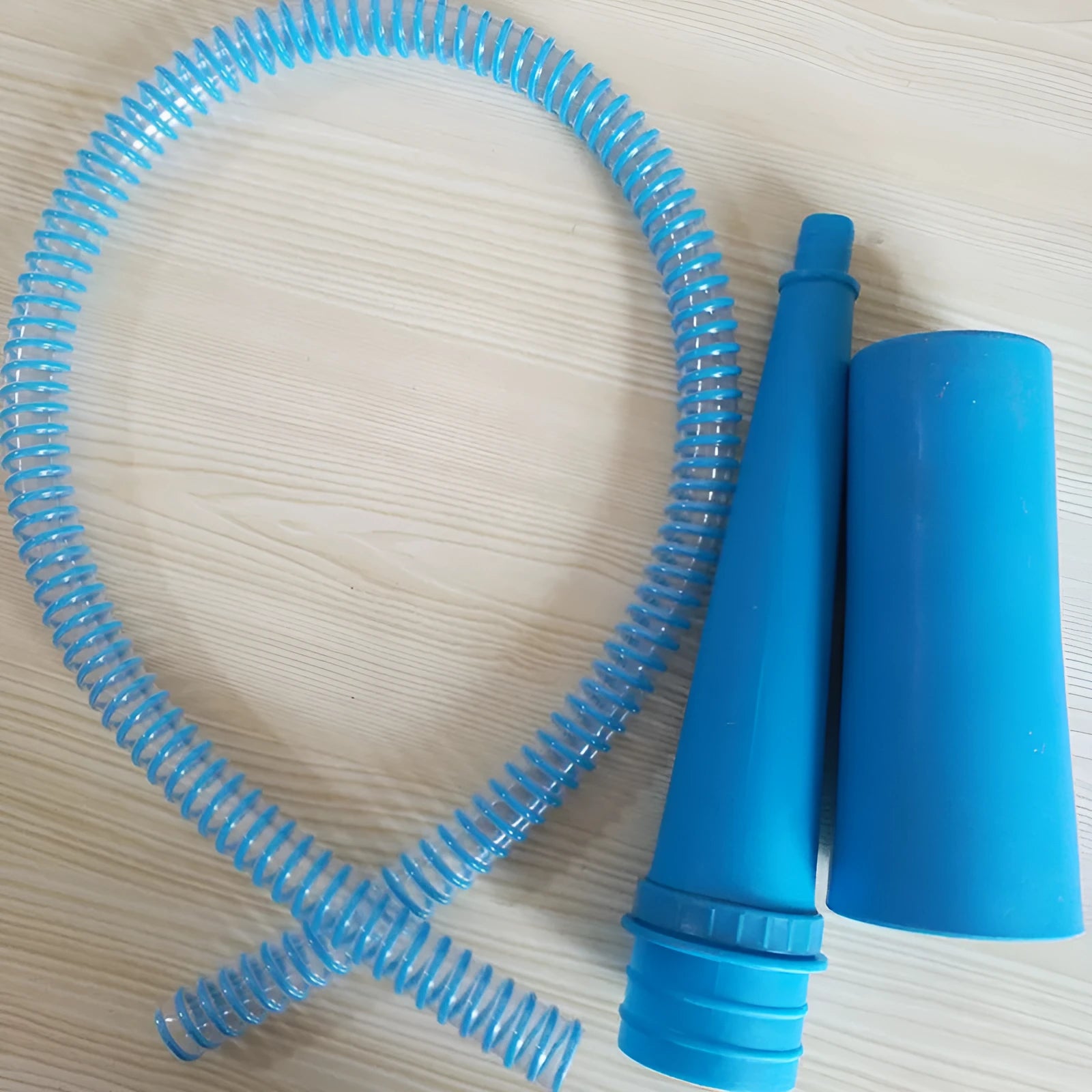 Blue vacuum cleaner suction pipe attachment with round head, 114cm length, and 3-style dust collection bags