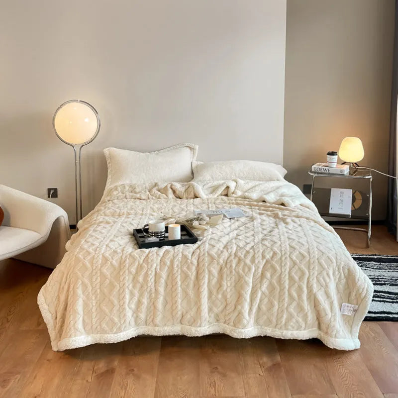Winter thermal flannel blanket in polyester taffeta measuring 180x200cm available in nine colours