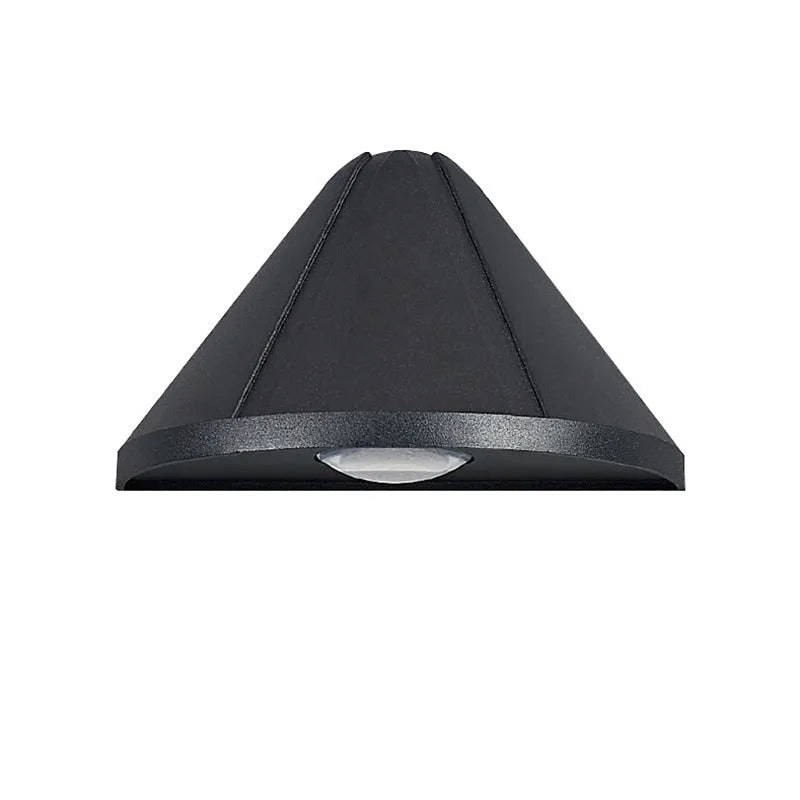 5W waterproof courtyard LED lamp with aluminum alloy body in black or white finish emitting 3000K warm light