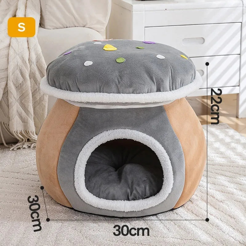 Mushroom-shaped cat nest with detachable thermal blanket in rabbit plush material
