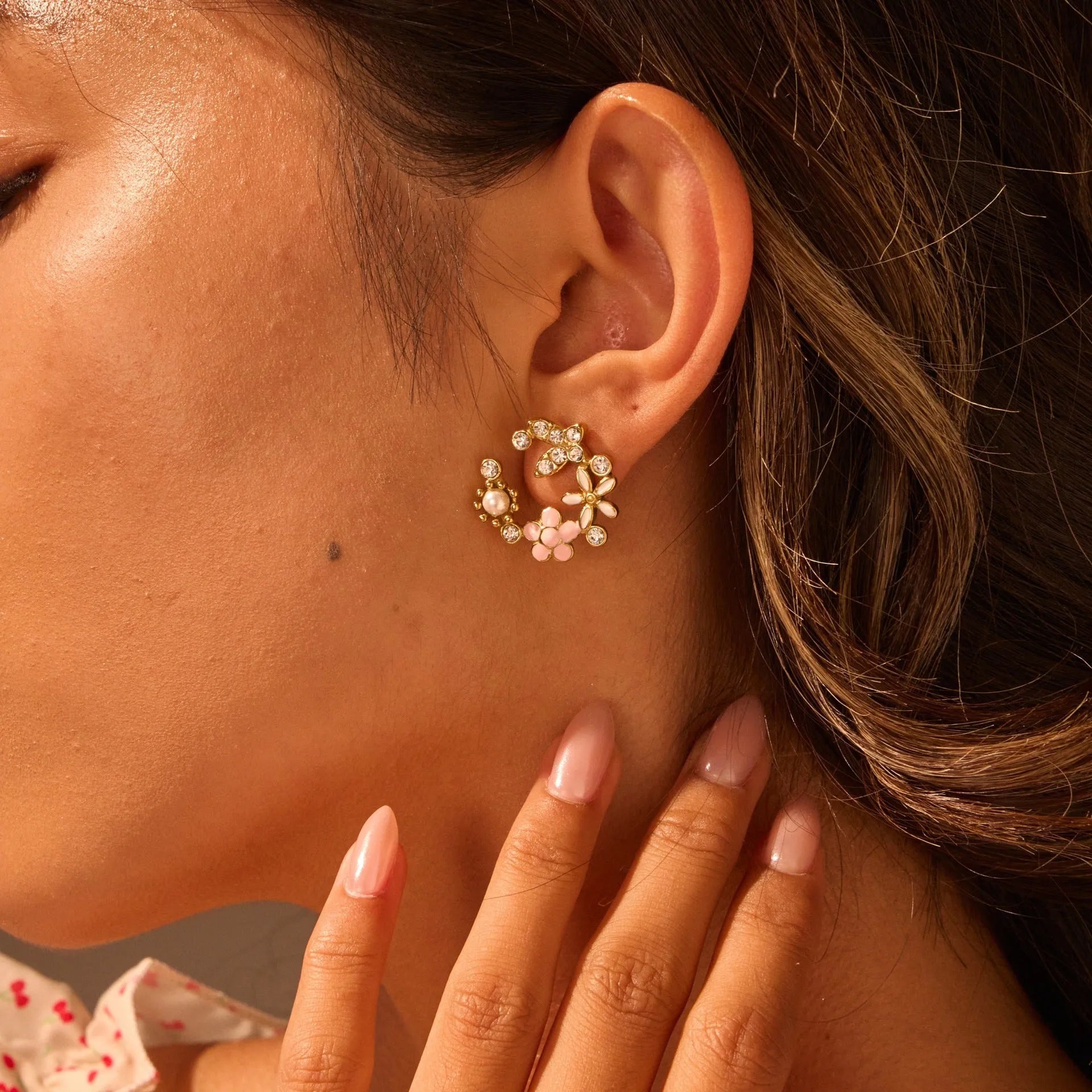 18K stainless steel flower petal stud earrings with electroplated diamond-colour finish