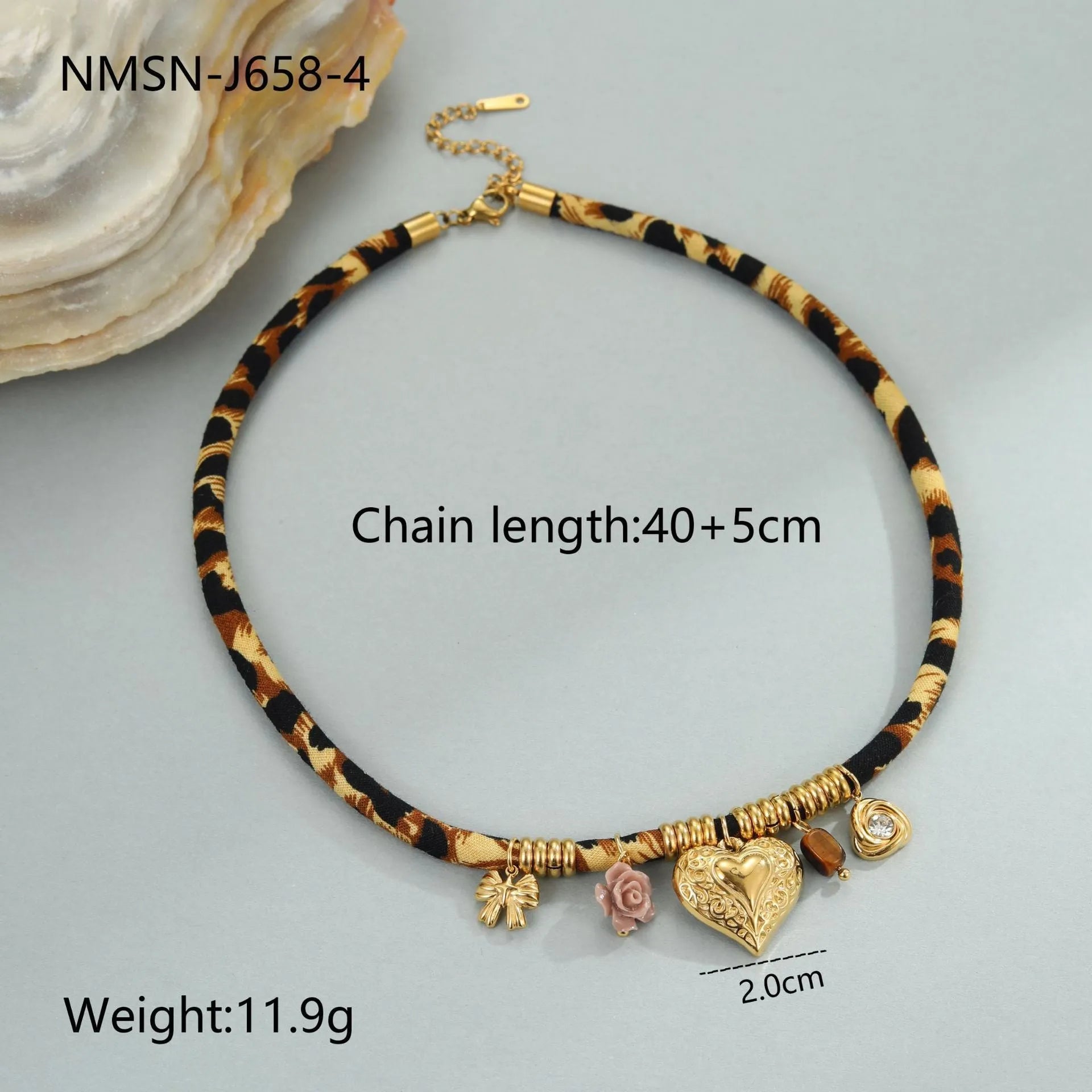 Leopard Series stainless steel necklace with geometric pendant on adjustable chain