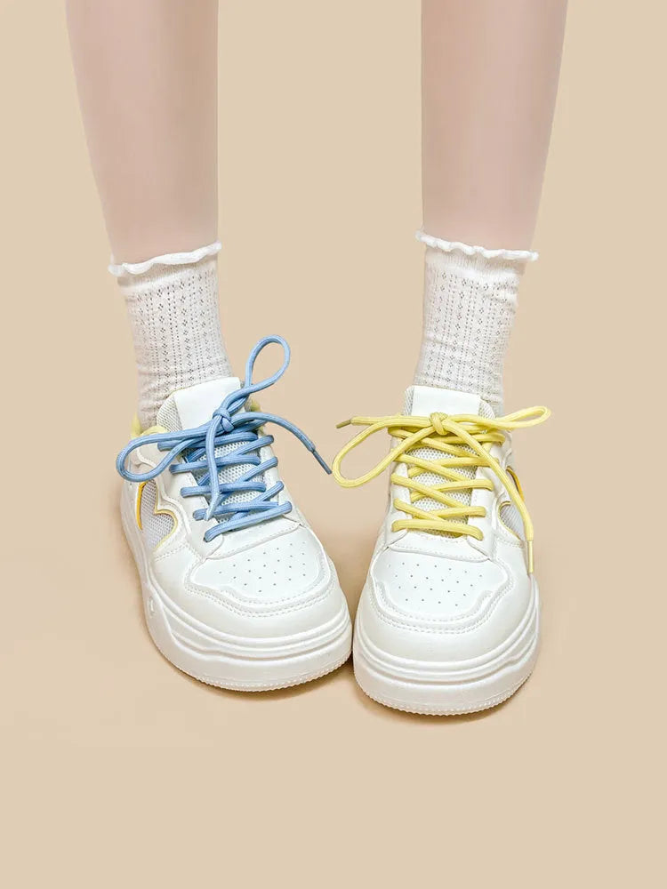 Korean version Meow Rabbit Sea Salt Cheese coloured mesh sneakers with lace-up closure.