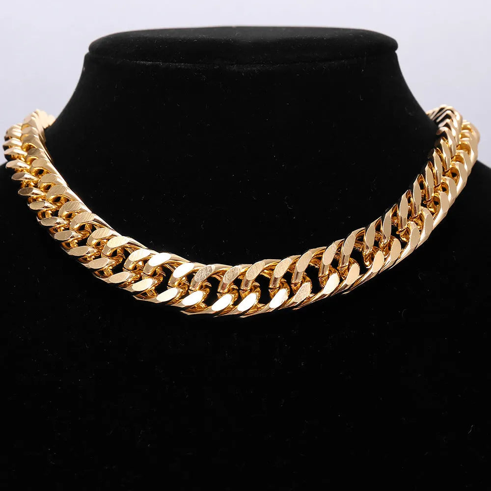 Women's thick chain necklace in dense gold colour measuring 32cm length with simple solid colour design