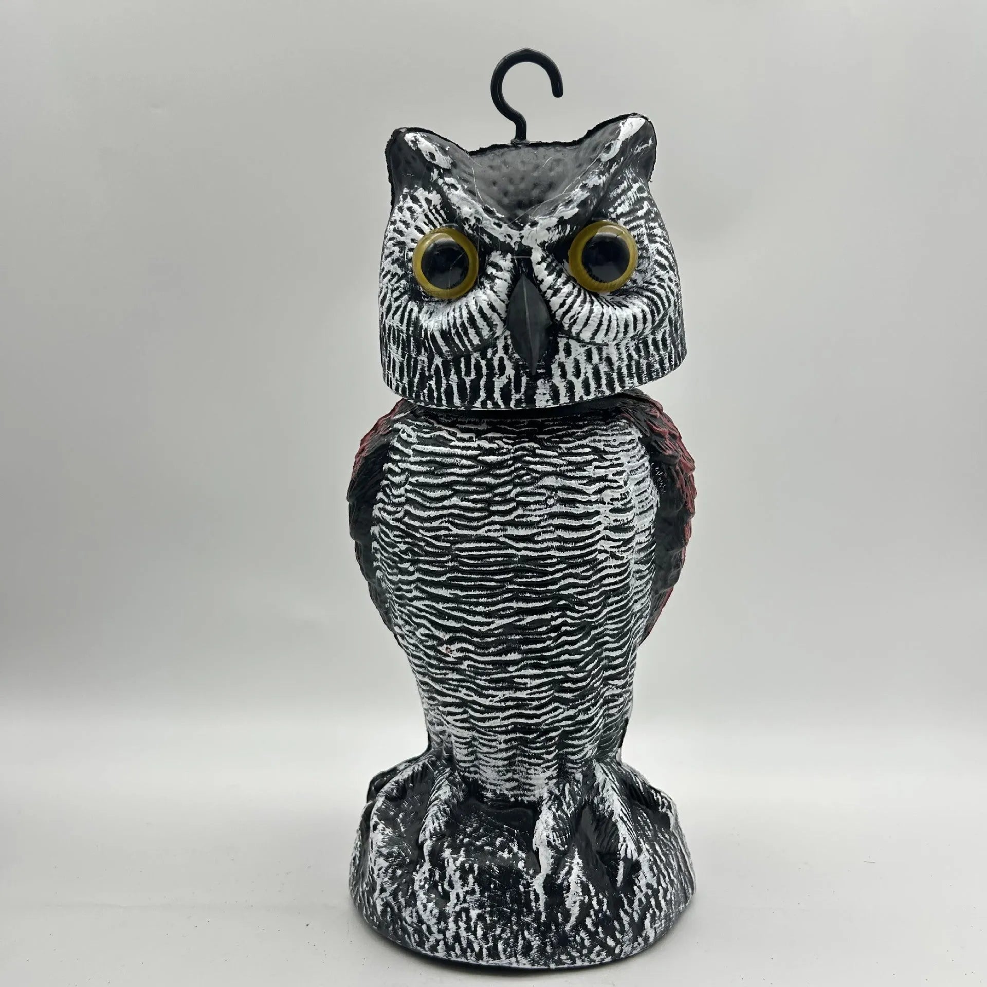 Artificial owl bait ornaments set with shaking head designs for outdoor bird scaring