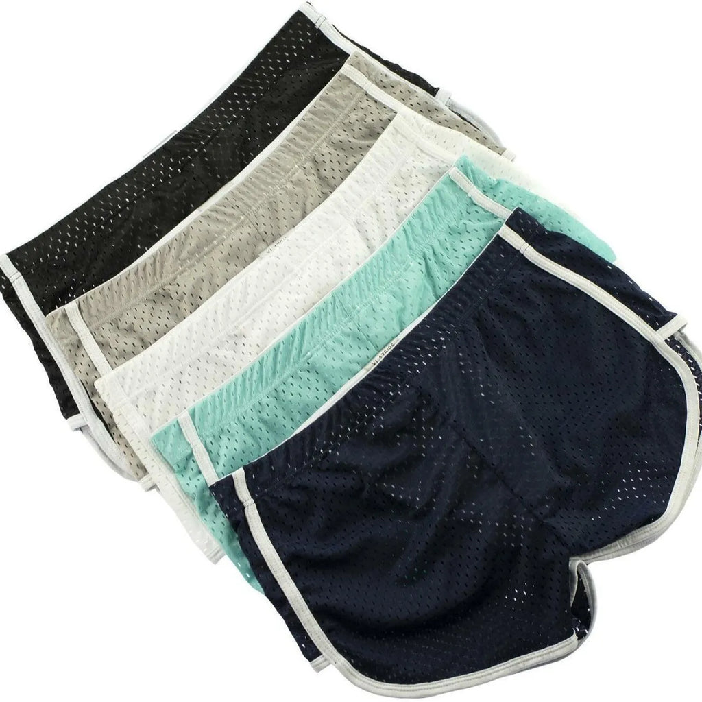 Men's three-point cotton boxer shorts in multiple colours with mid-waist design