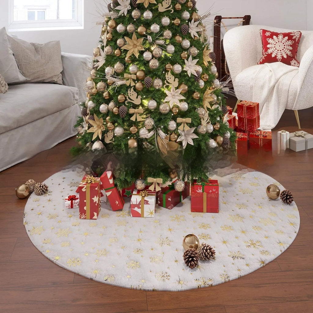 Plush Christmas tree floor mat with detailed gilding snowflake design, shown in multiple sizes.