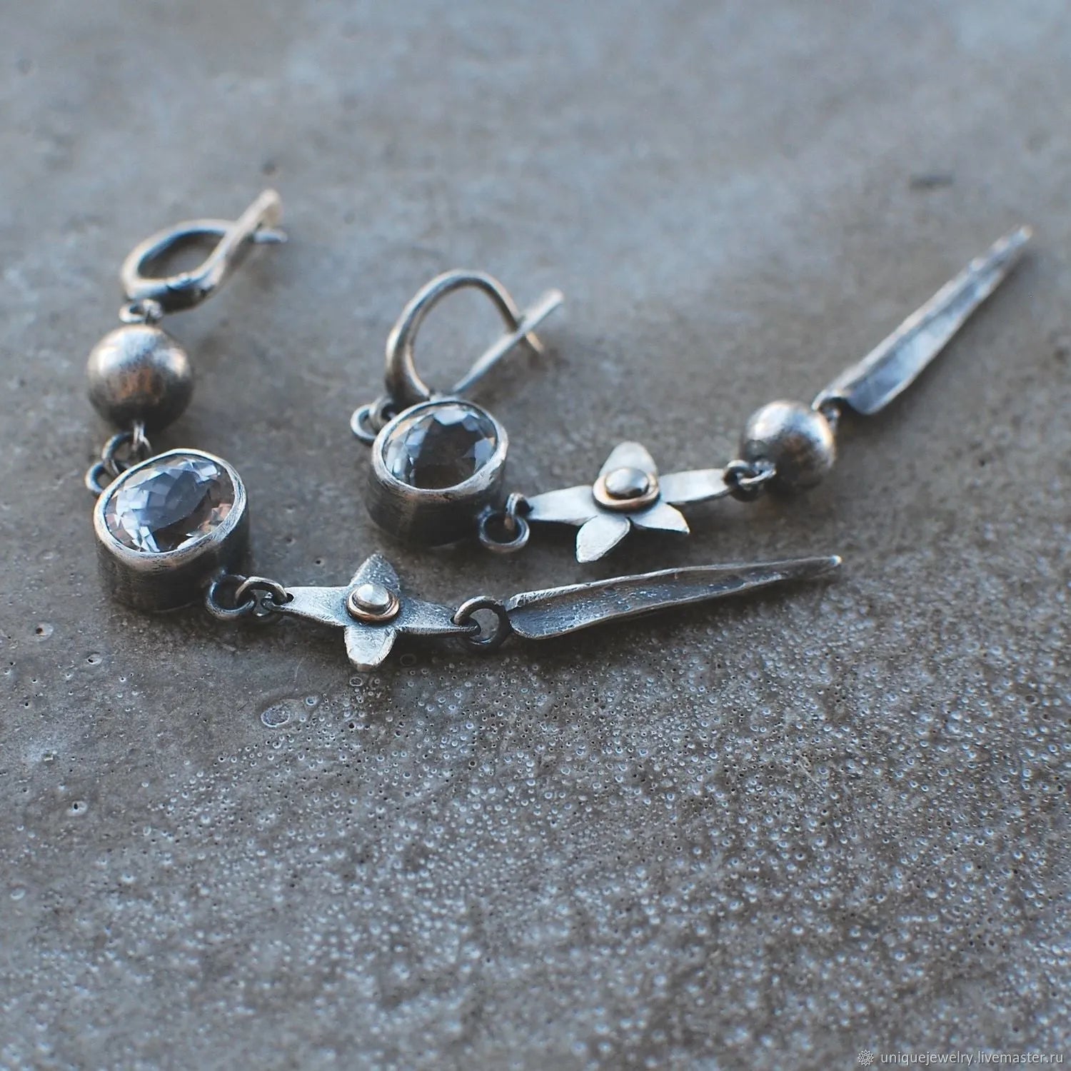 Hesheng geometric antique silver plated rhinestone pendant earrings with long drop design