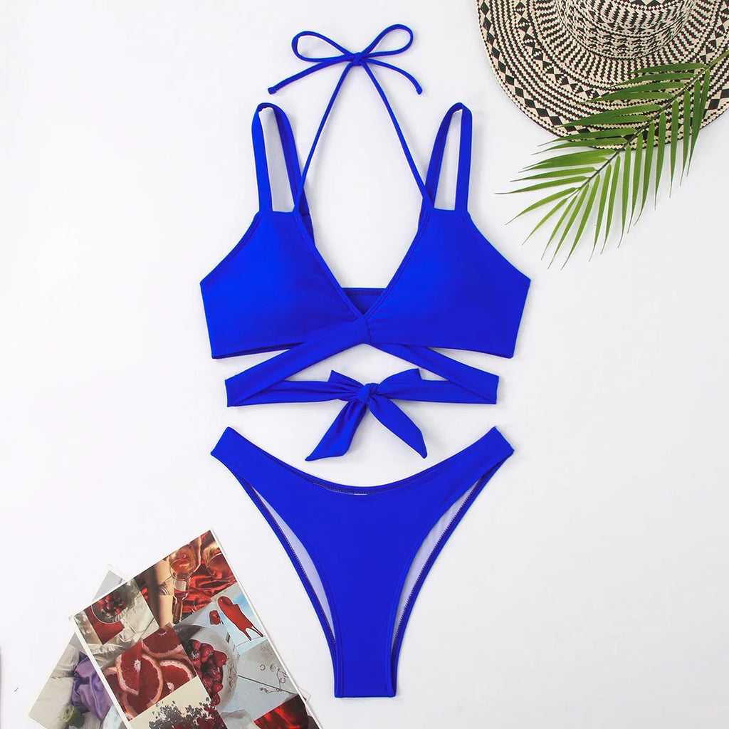 Women's solid colour strapless bikini swimsuit in black, blue, red, rose red, or white.