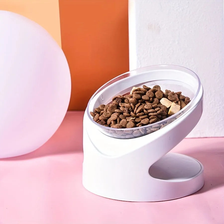 Clear white plastic cat food bowl with 4-degree anti-vomit tilt angle