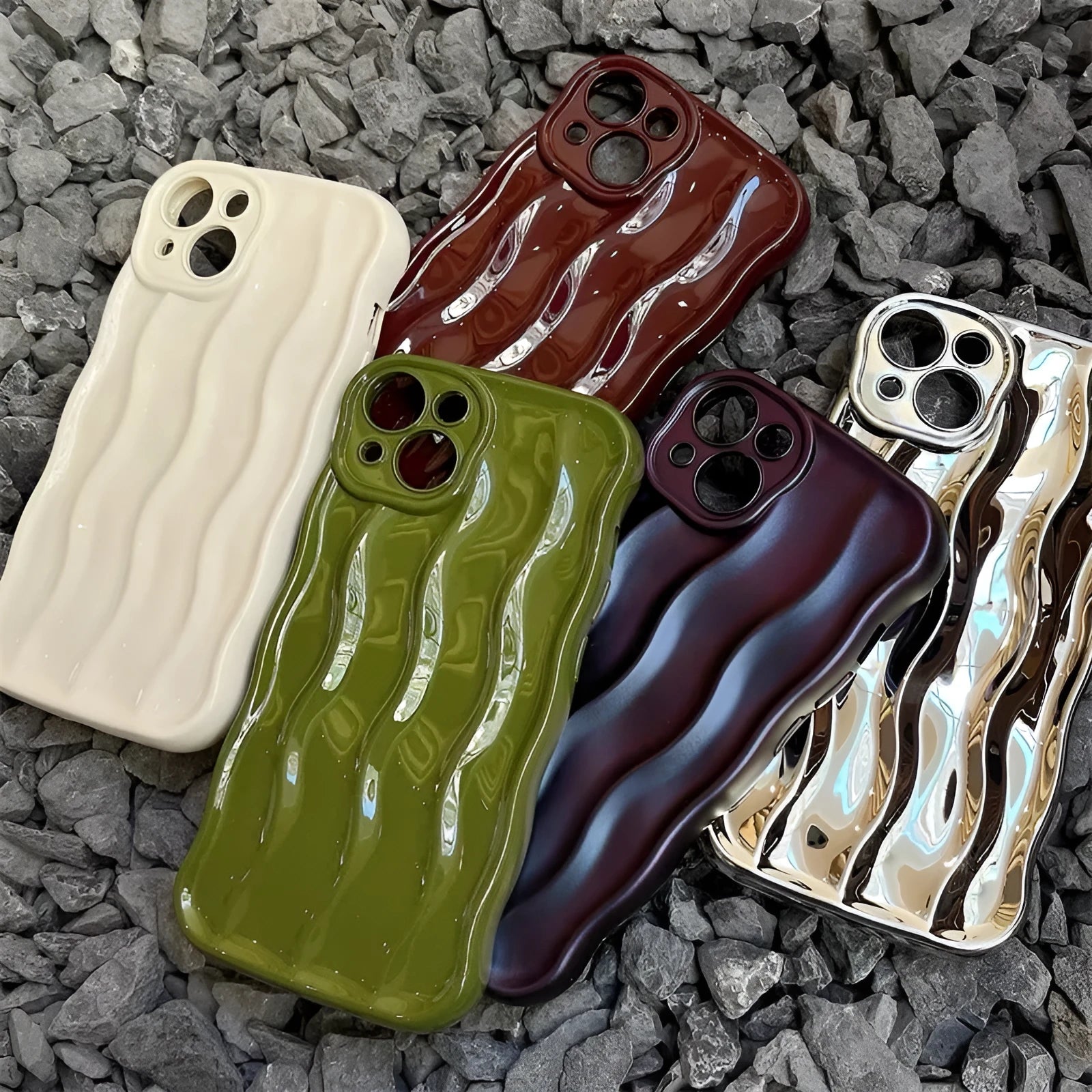 Silicone mobile phone case with water ripple design for iPhone 17 series in green colour