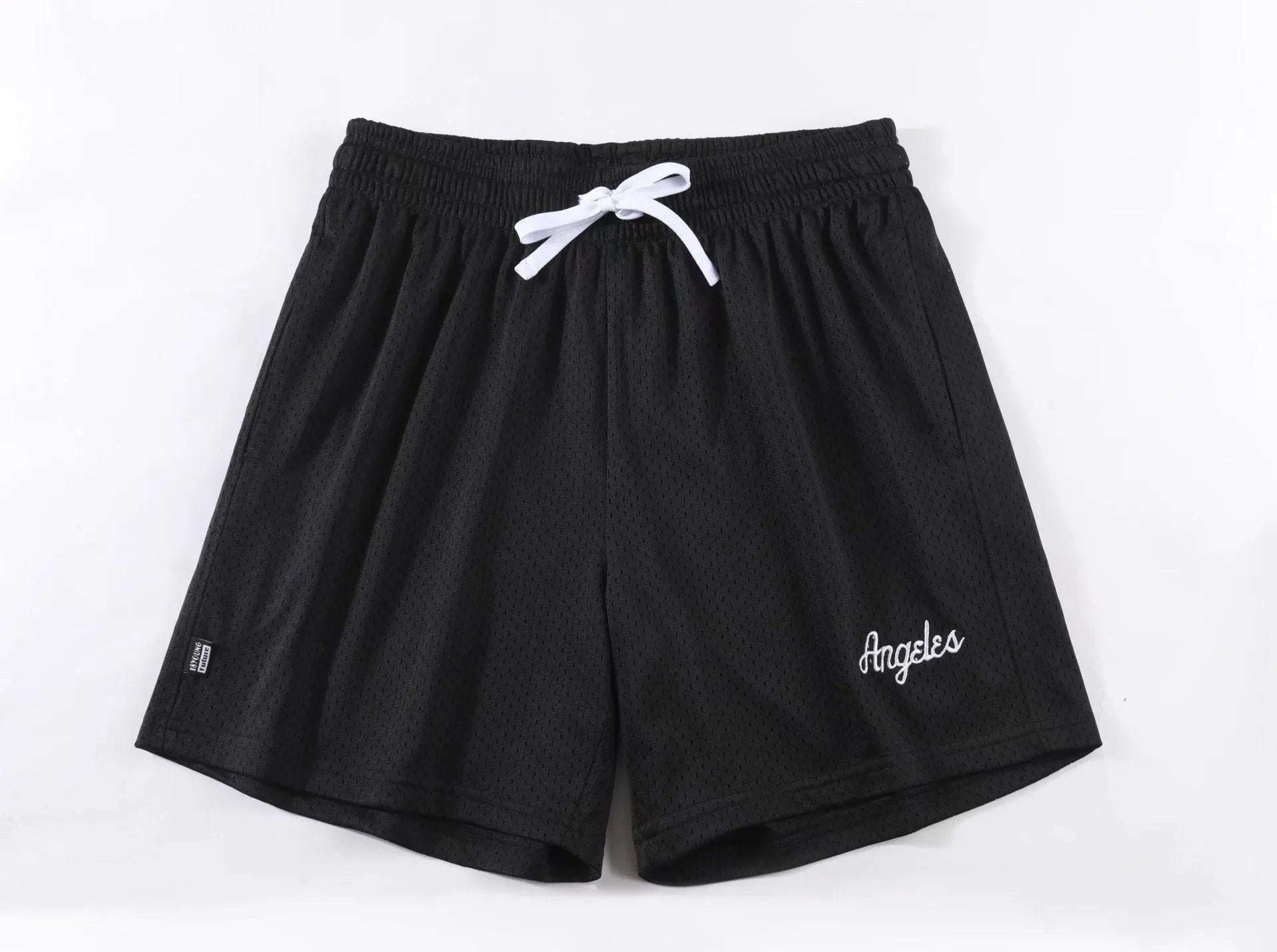 Men's double-layer mesh sports shorts in various colours on a size chart background.