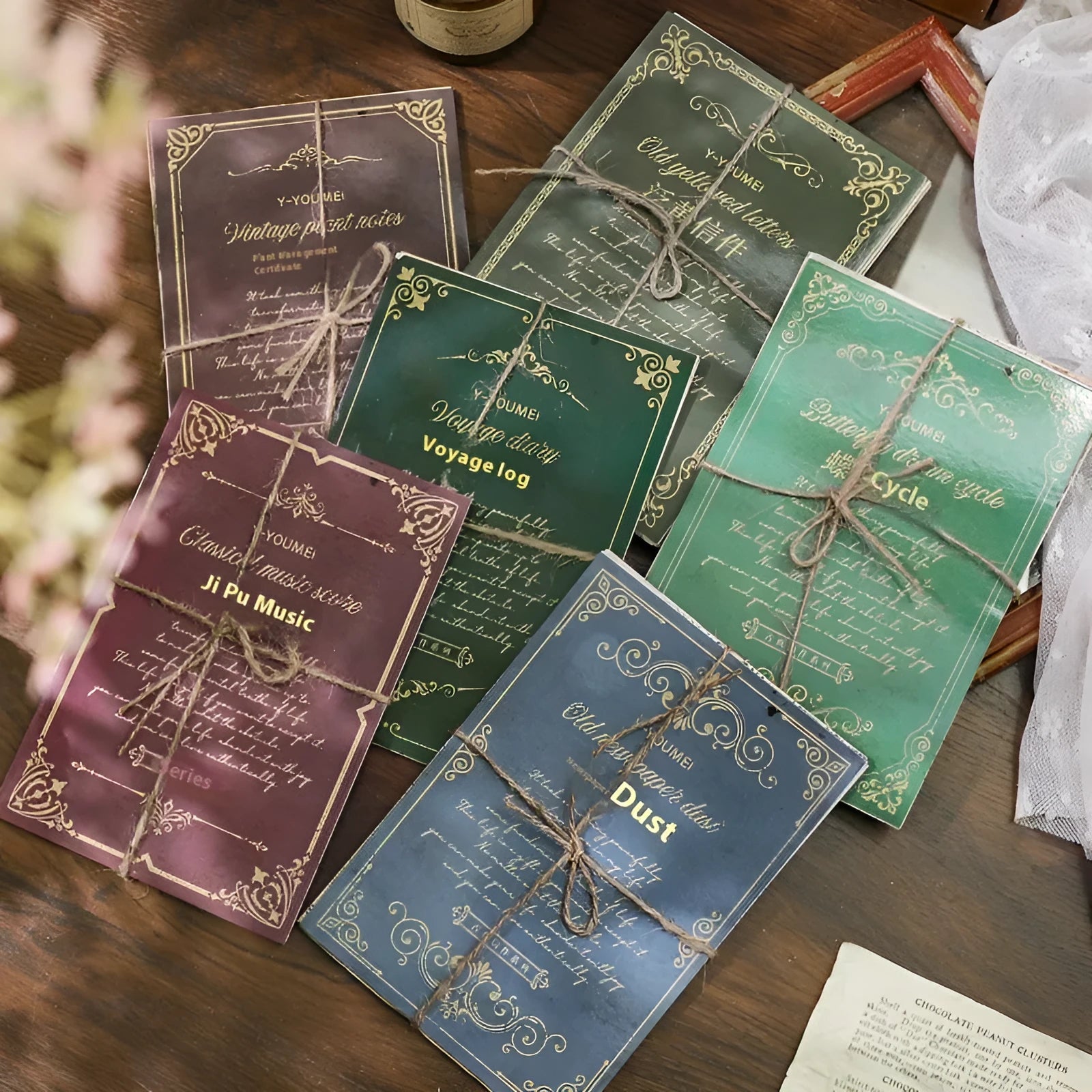Retro style paper letter decoration set for notebooks in six vintage colour options