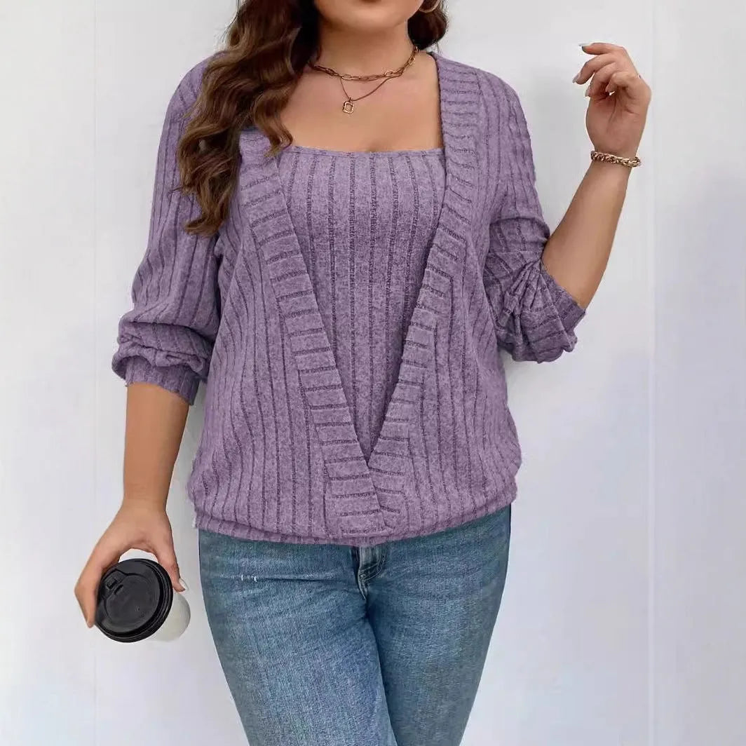 Loose fit V-neck long sleeve false two-piece suit in solid colour rib fabric.