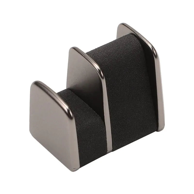 Car dashboard glasses clip nose pad in zinc alloy leather with compact 3.7cm dimensions