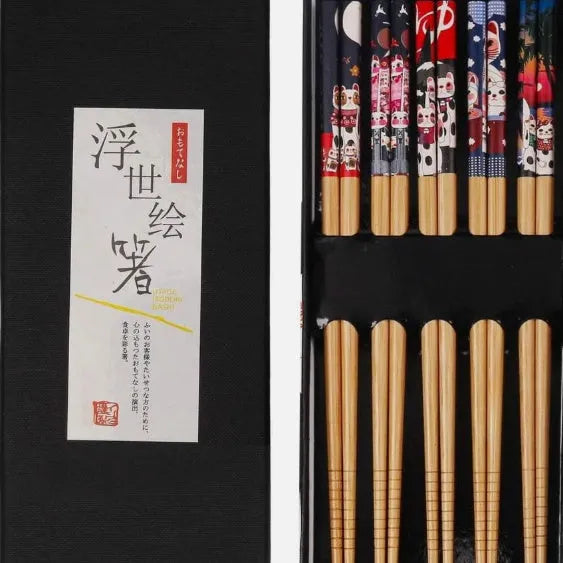 Set of 5 pairs bamboo chopsticks with Japanese-style patterns in gift box packaging