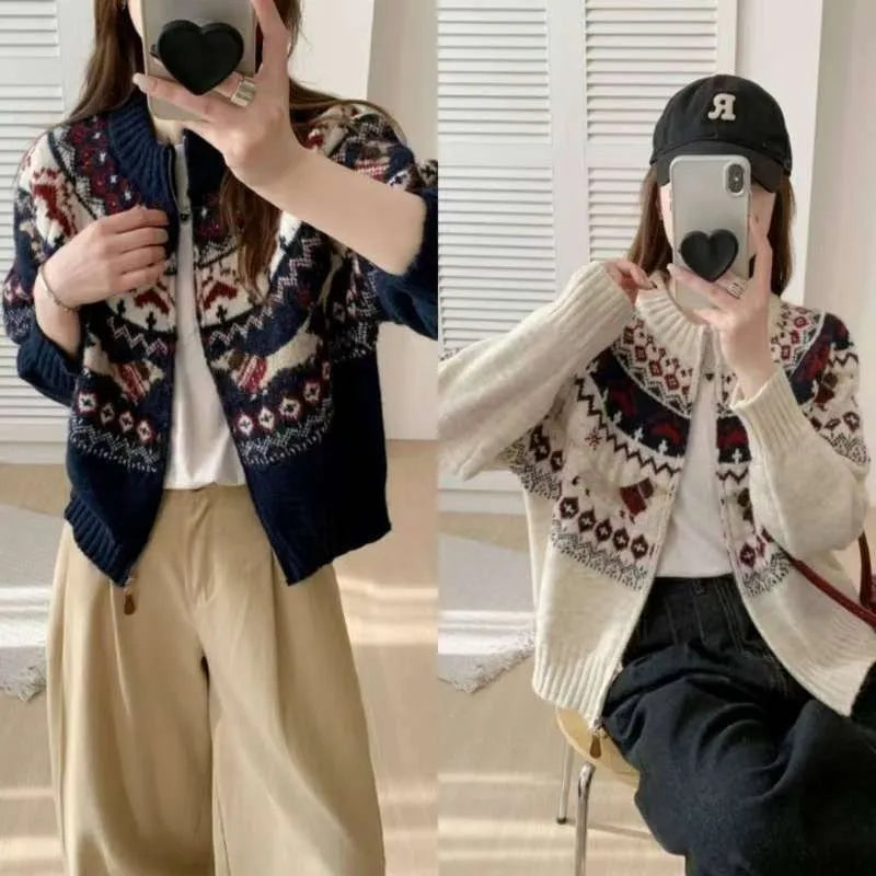 Ethnic jacquard round neck pullover sweater in loose fit with 3D pattern