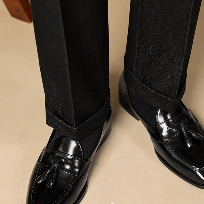Men's genuine leather tassel loafers in British style with rubber sole