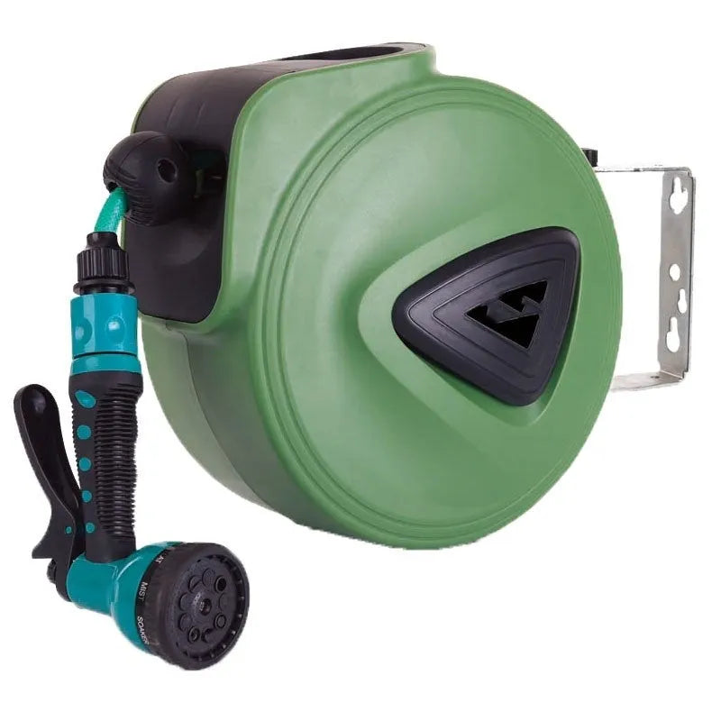 Automatic retractable hose reel with 10 metre PVC water pipe in compact collector unit for car washing
