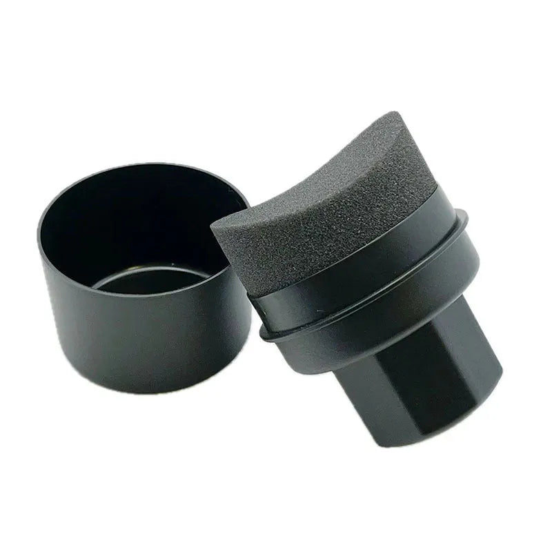 Black tyre polishing sponge brush with lid measuring 85x120mm for car tyre maintenance