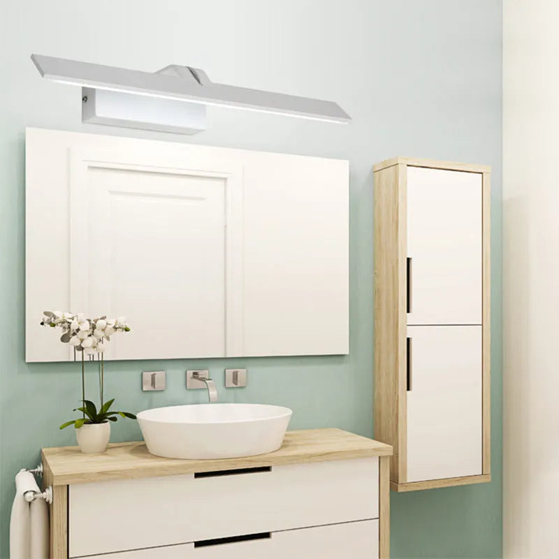 White LED mirror headlight with three-colour lighting options for bathroom and makeup illumination