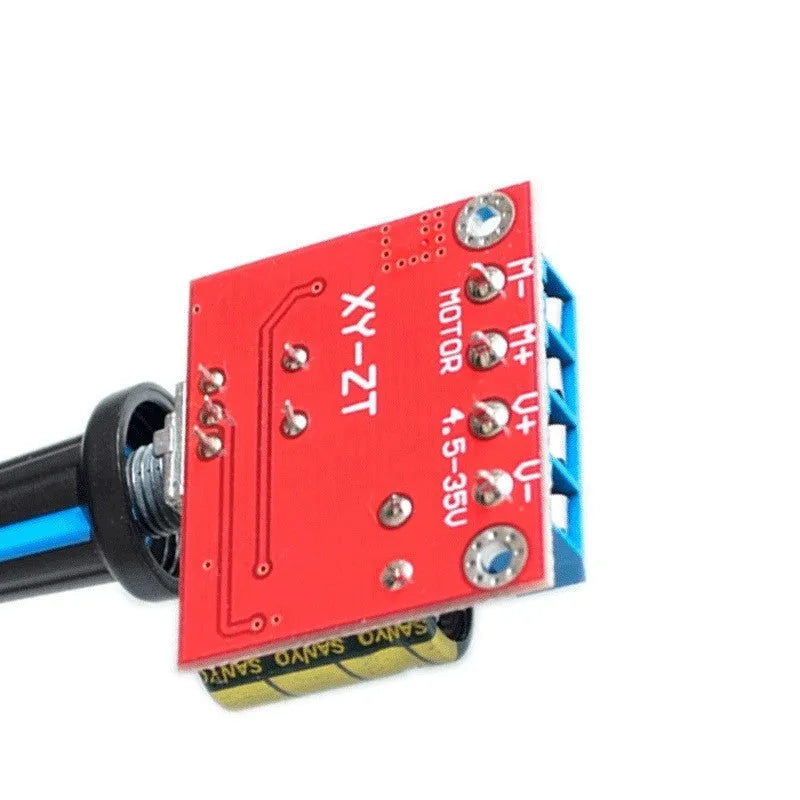 PWM DC motor speed controller measuring 30mm x 26mm x 14mm with adjustment knob